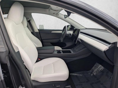 2025 Tesla Model Y Long Range AWD *Ltd Avail*