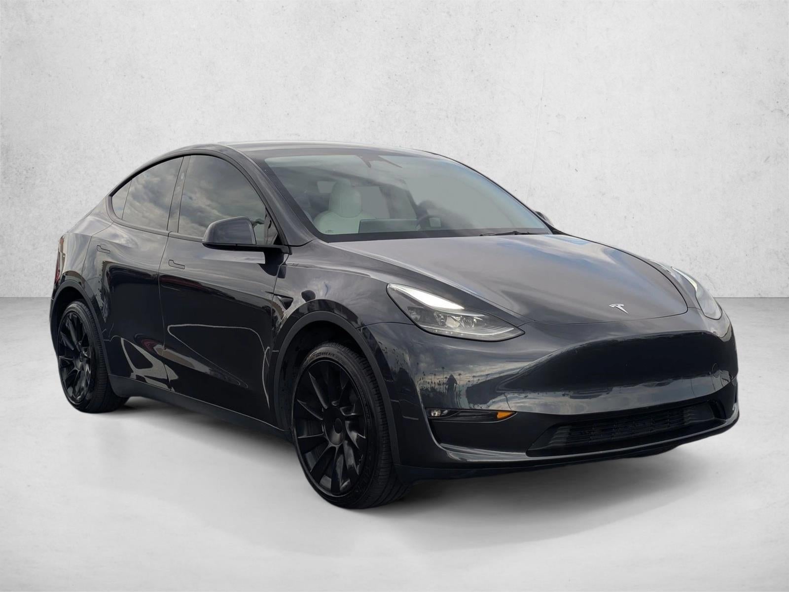 2025 Tesla Model Y Long Range AWD *Ltd Avail*