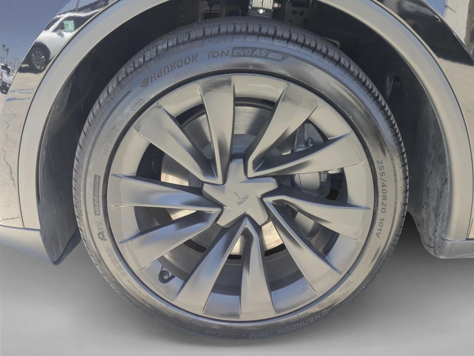 2026 Tesla Model Y Premium RWD