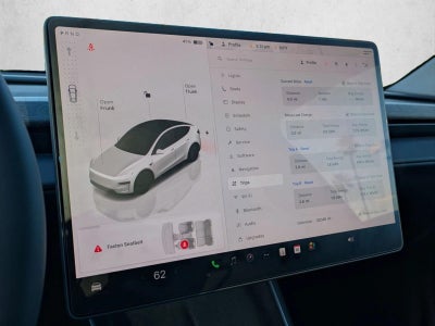 2026 Tesla Model Y Premium RWD