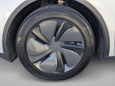 2026 Tesla Model Y Premium RWD