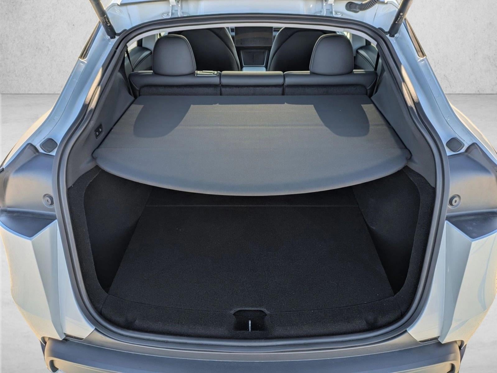 2026 Tesla Model Y Premium RWD