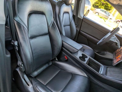 2022 Tesla Model Y Performance AWD