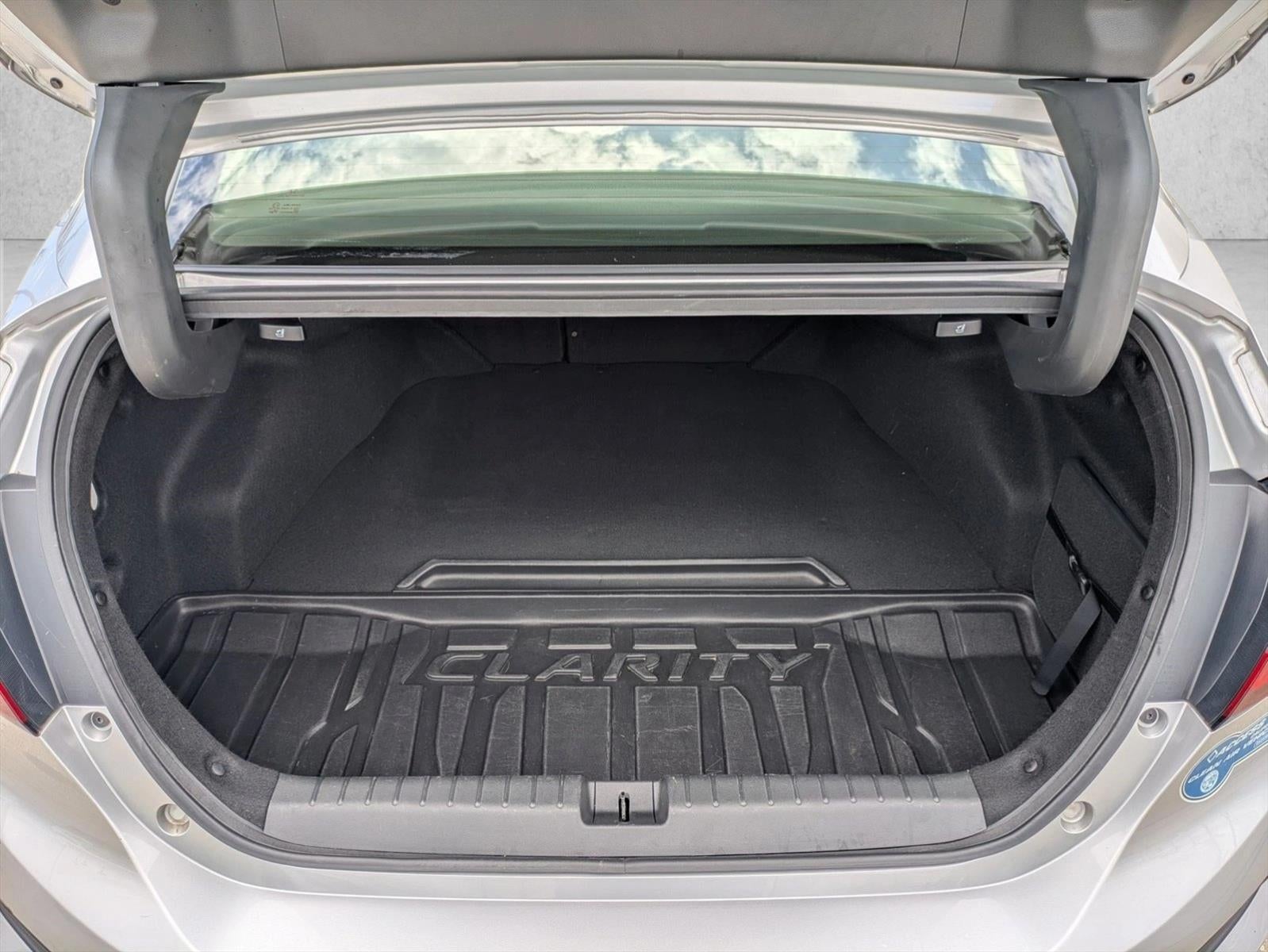 2019 Honda Clarity Plug-In Hybrid Touring Sedan