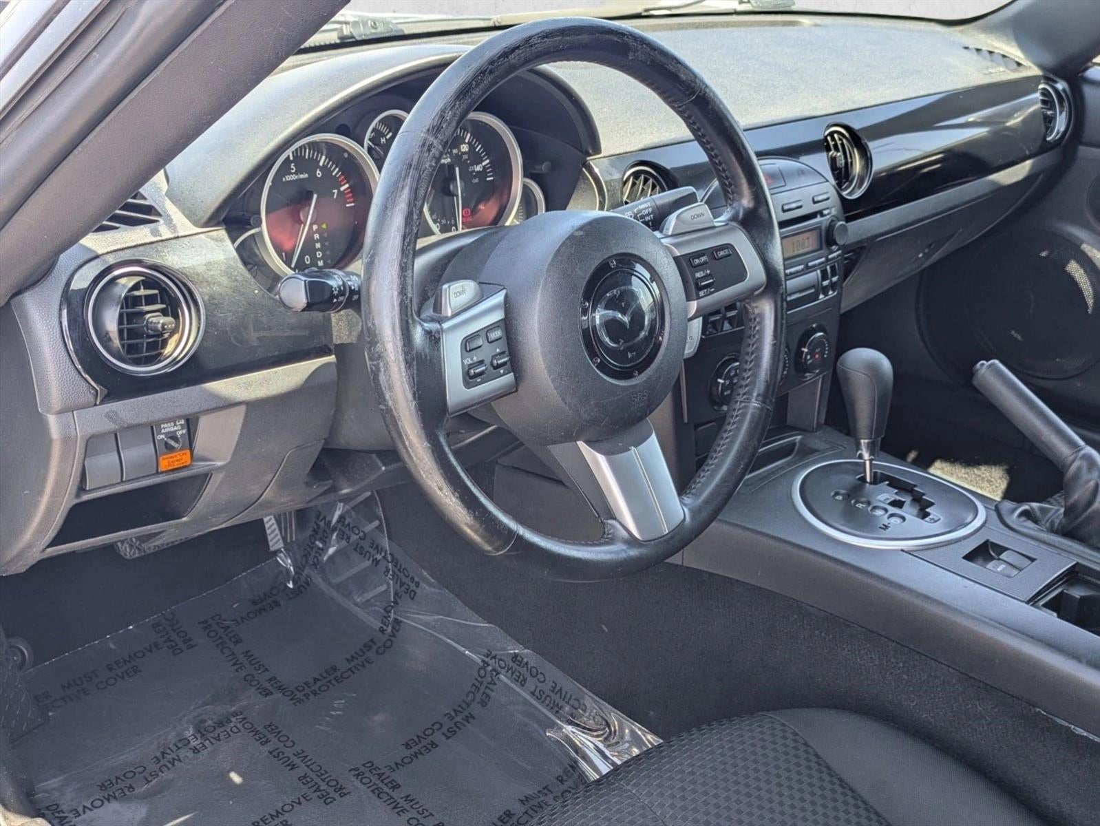 2006 Mazda Mazda MX-5 Miata 2dr Conv Touring Auto