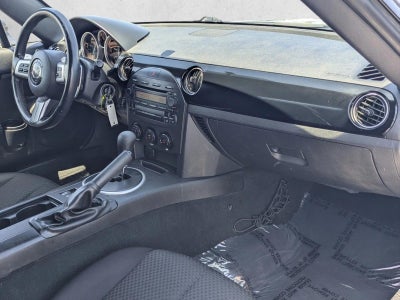 2006 Mazda Mazda MX-5 Miata 2dr Conv Touring Auto