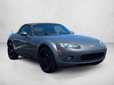 2006 Mazda Mazda MX-5 Miata 2dr Conv Touring Auto
