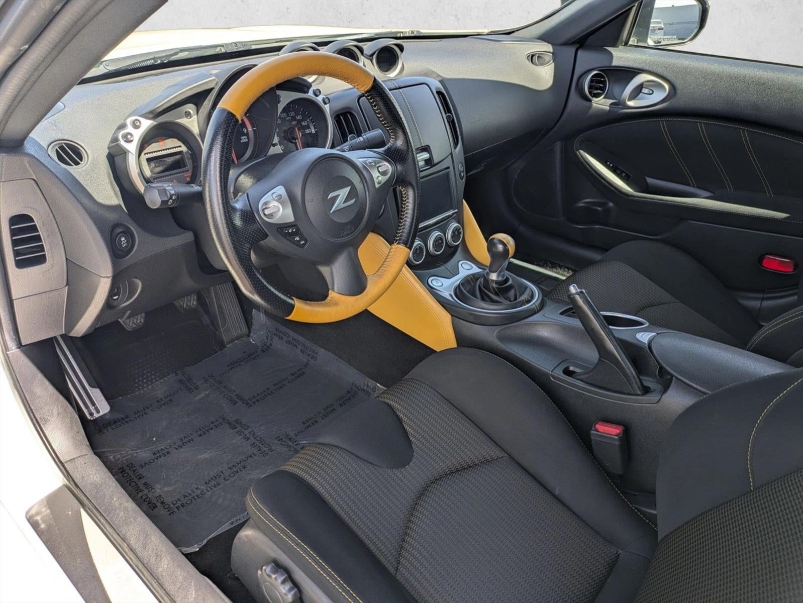 2019 Nissan 370Z Coupe Manual