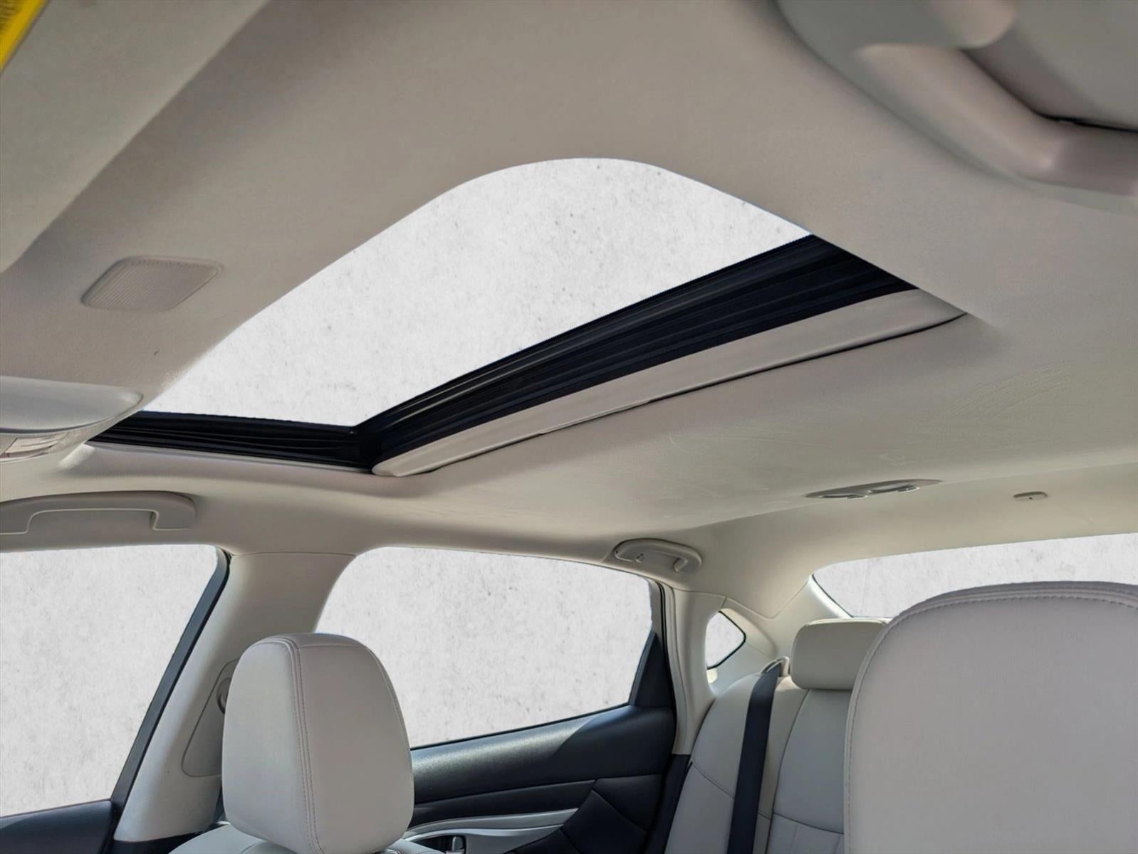 2018 INFINITI Q70L 3.7 LUXE RWD