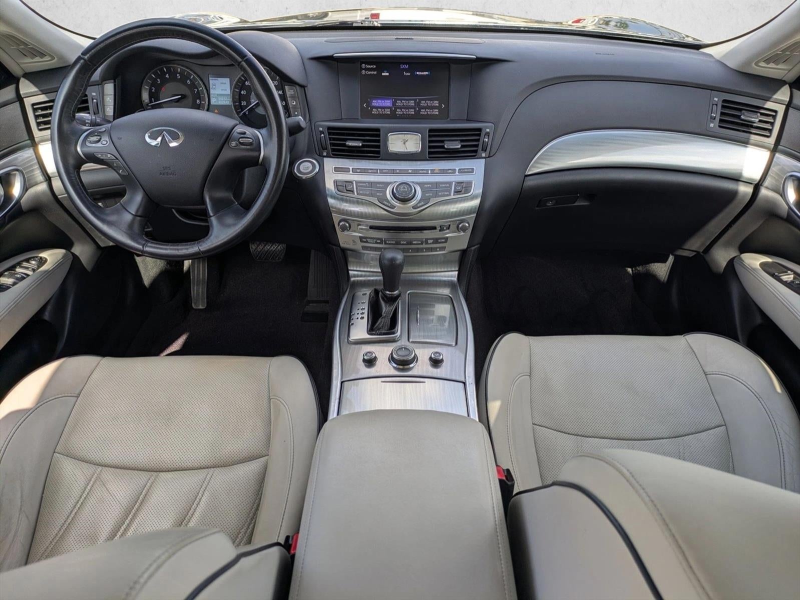 2018 INFINITI Q70L 3.7 LUXE RWD