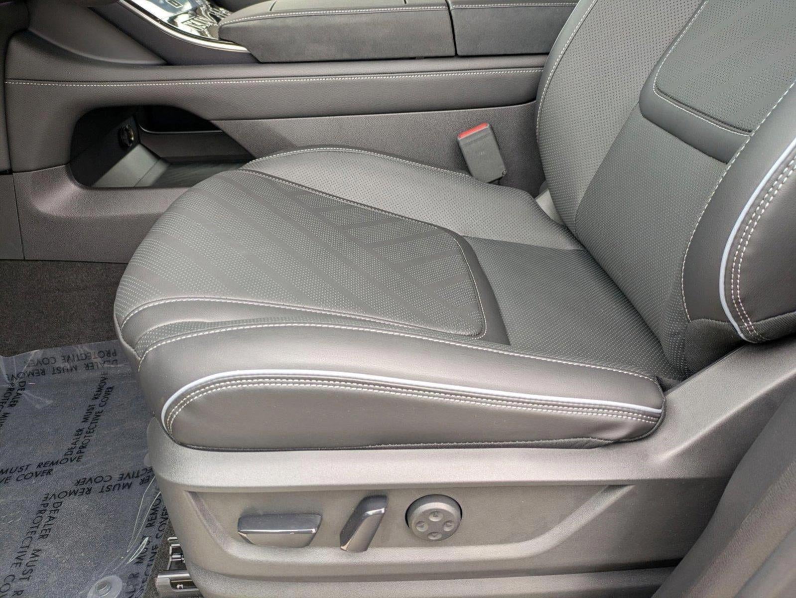 2025 INFINITI QX80 LUXE RWD