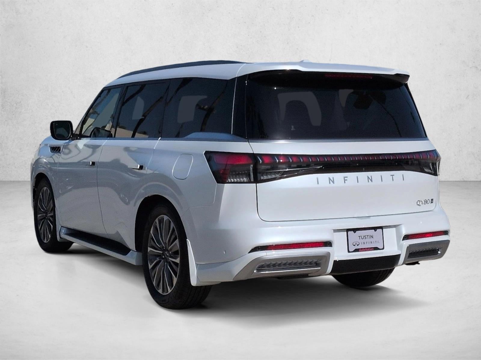 2026 INFINITI QX80 LUXE AWD