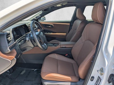 2025 Toyota Crown Signia Limited AWD (Natl)