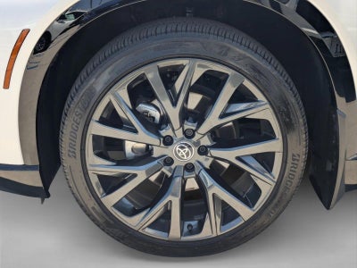 2025 Toyota Crown Signia Limited AWD (Natl)
