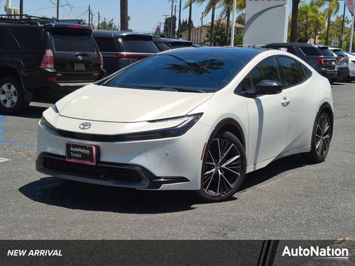 2025 Toyota Prius XLE (Natl)