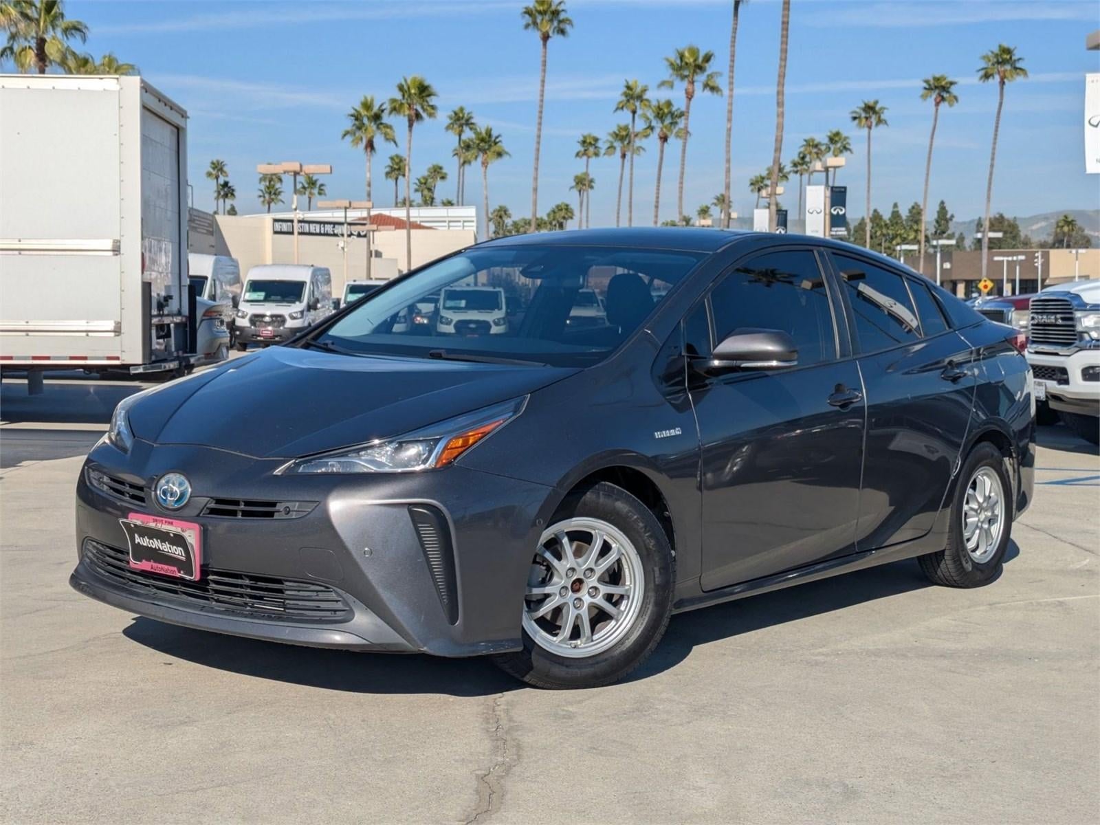 2019 Toyota Prius LE (Natl)
