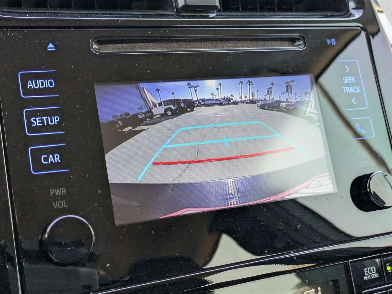 2019 Toyota Prius LE (Natl)