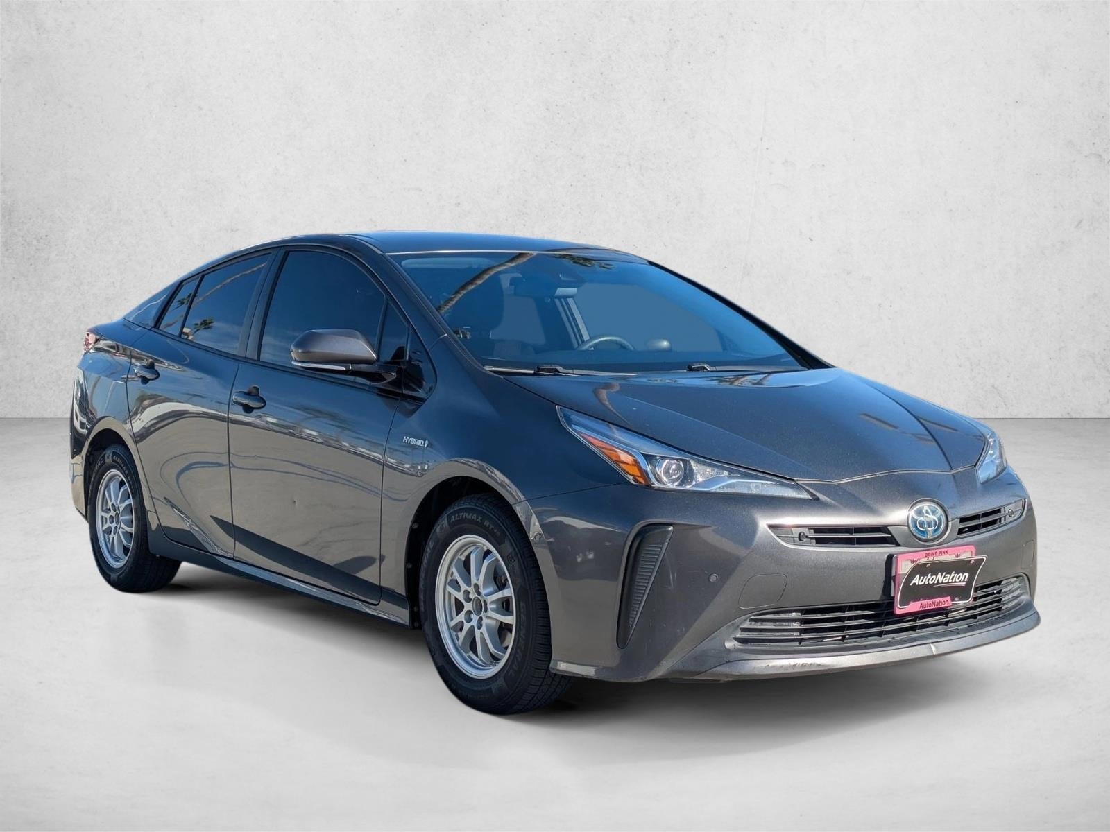 2019 Toyota Prius LE (Natl)
