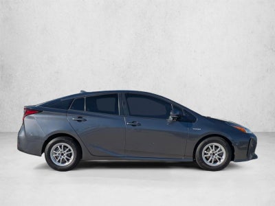 2019 Toyota Prius LE (Natl)