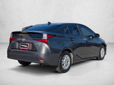 2019 Toyota Prius LE (Natl)