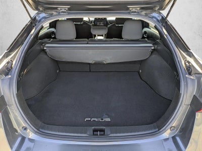 2019 Toyota Prius LE (Natl)