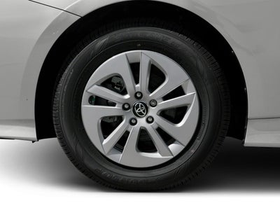 2016 Toyota Prius 5dr HB Two (Natl)