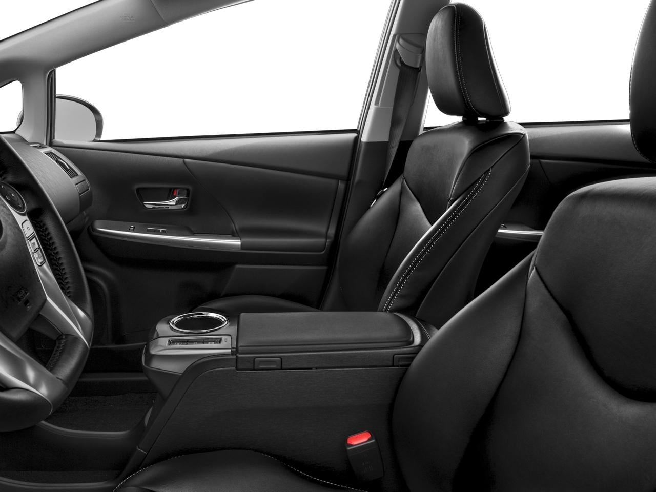 2017 Toyota Prius v Five (Natl)