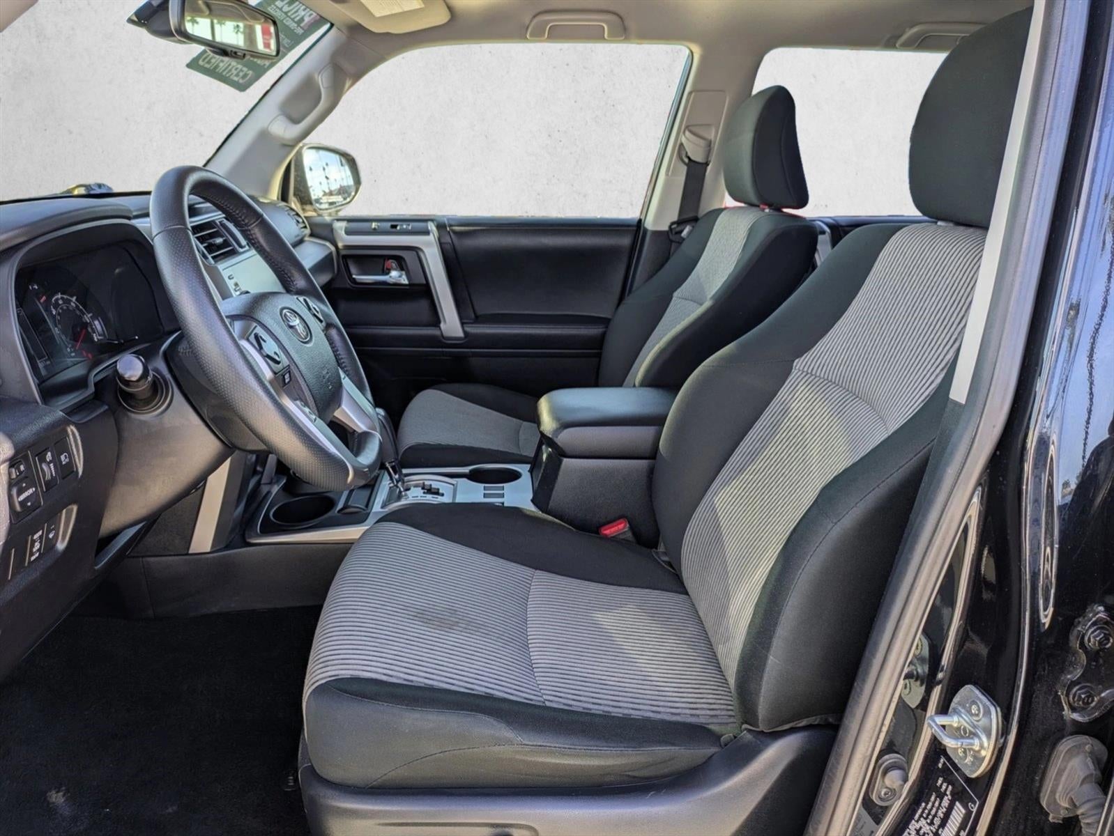 2024 Toyota 4Runner SR5 4WD (GS)