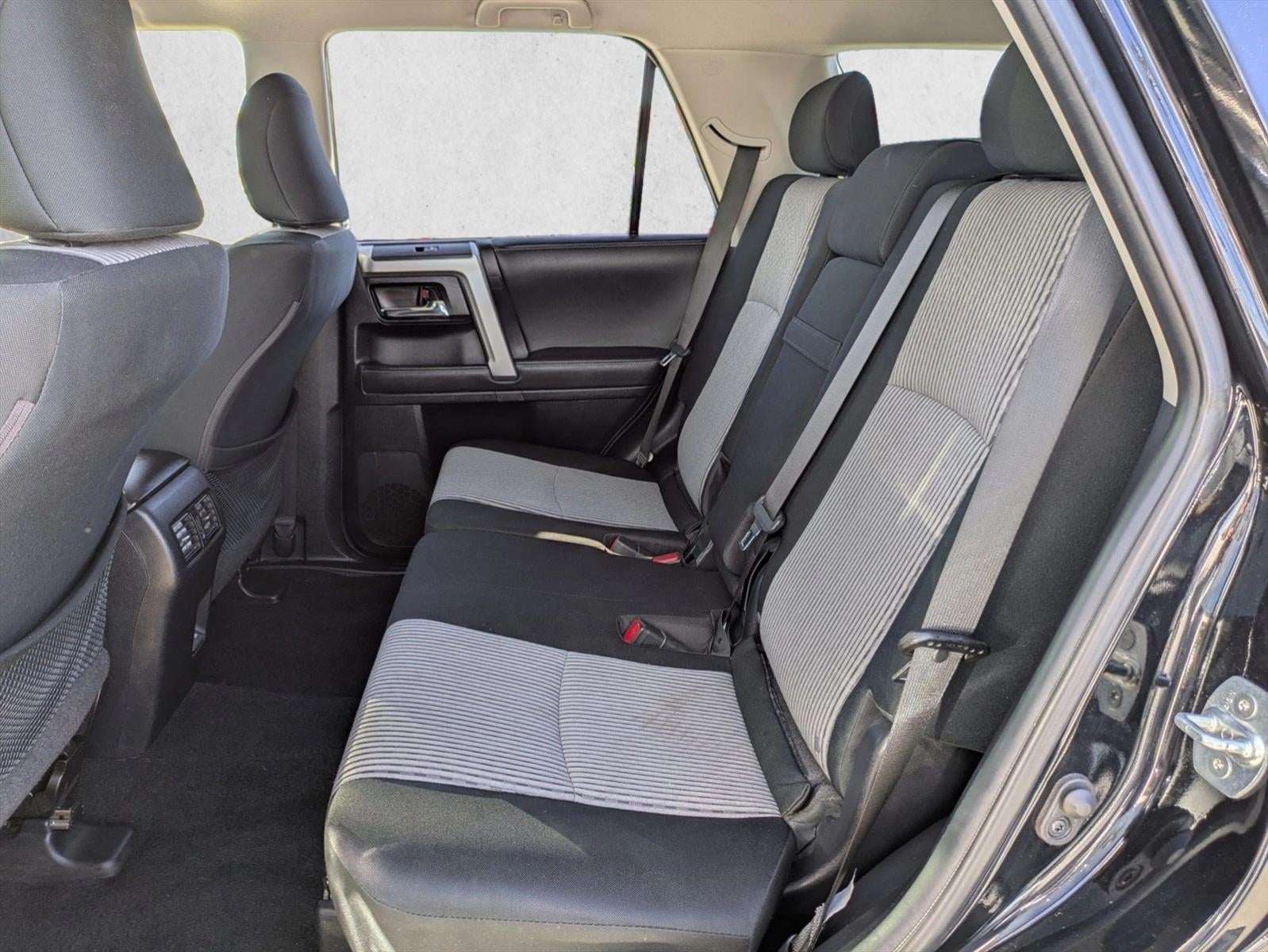 2024 Toyota 4Runner SR5 4WD (GS)