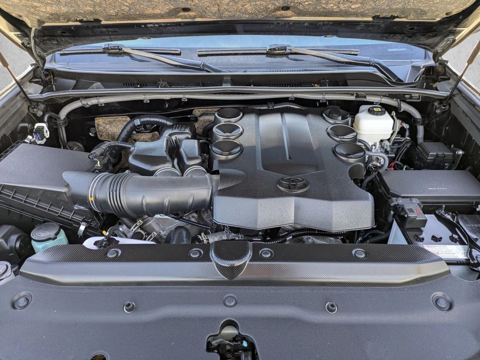 2024 Toyota 4Runner SR5 4WD (GS)