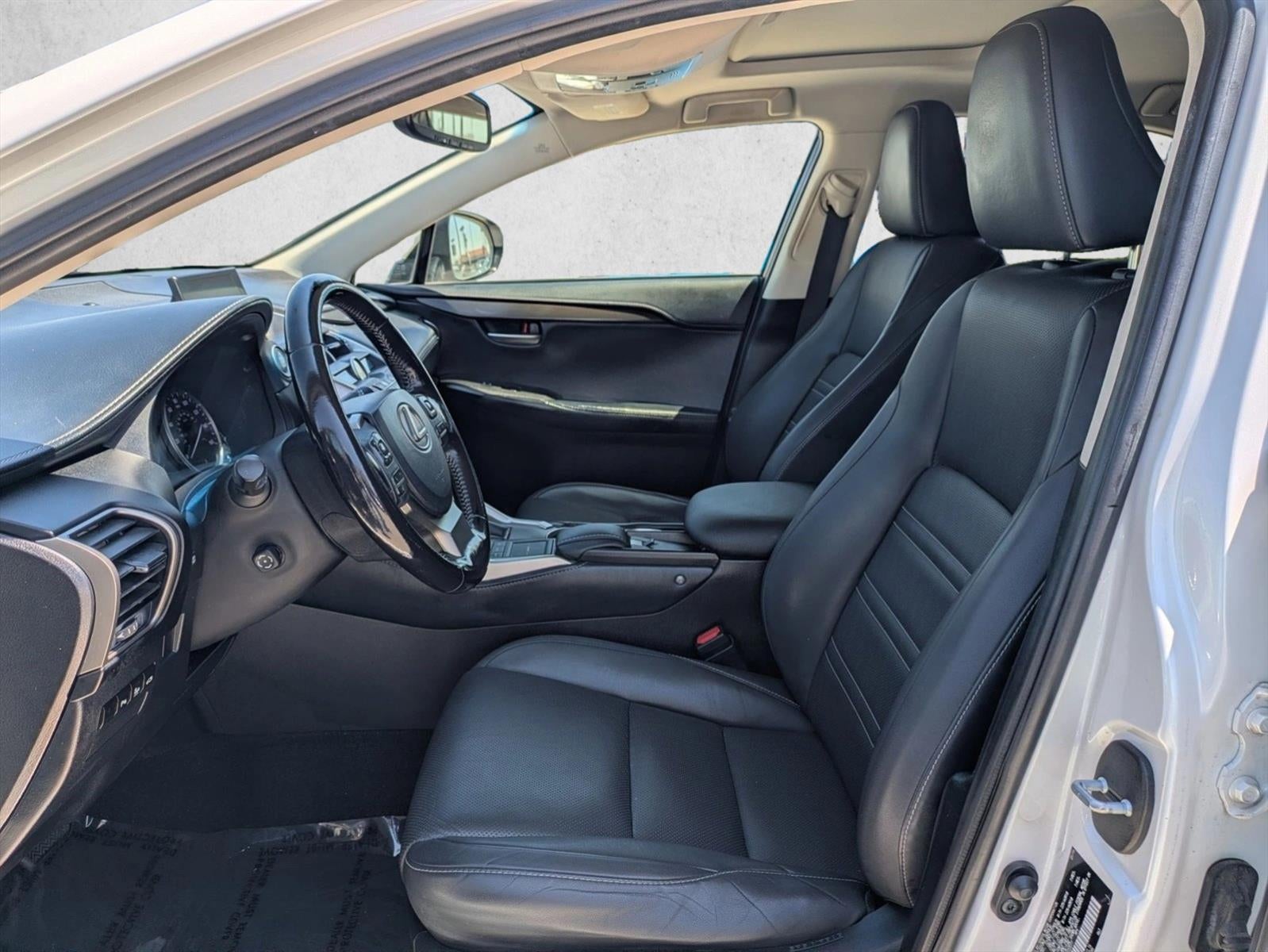 2016 Lexus NX Turbo FWD 4dr