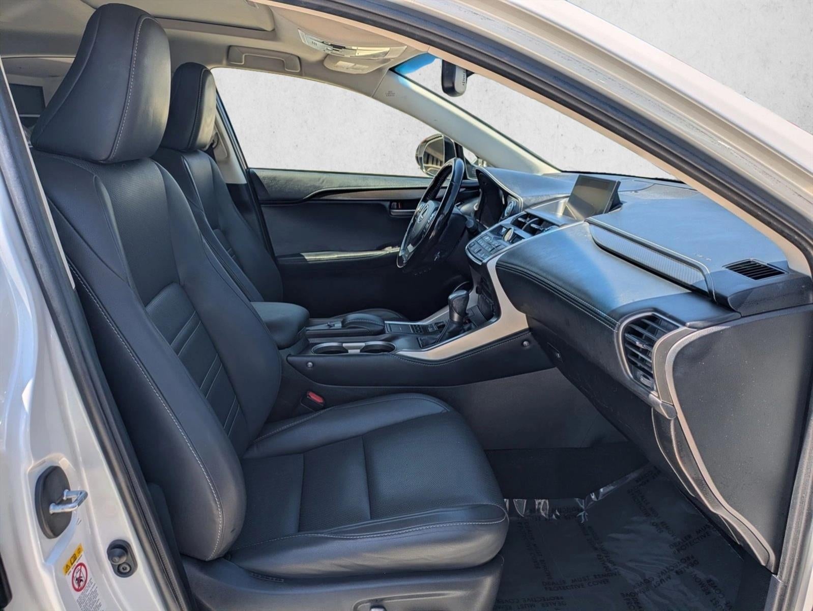 2016 Lexus NX Turbo FWD 4dr