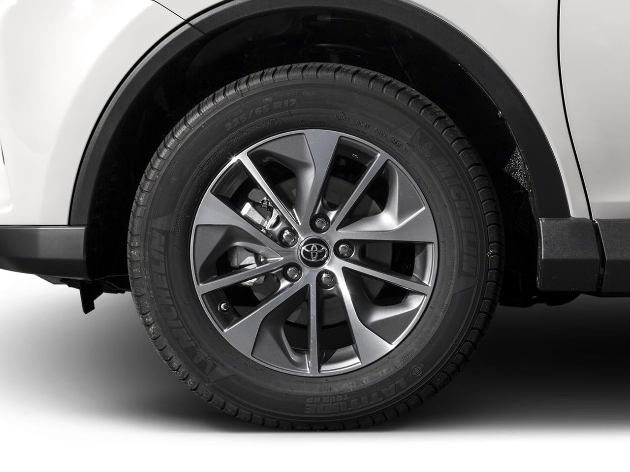 2018 Toyota RAV4 Hybrid XLE AWD (Natl)