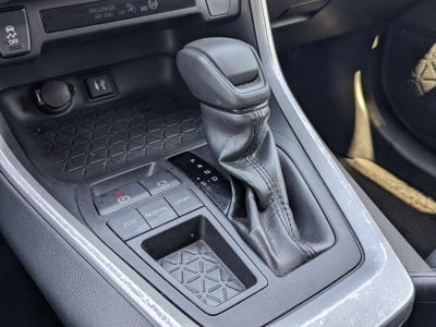 2019 Toyota RAV4 XLE FWD (GS)