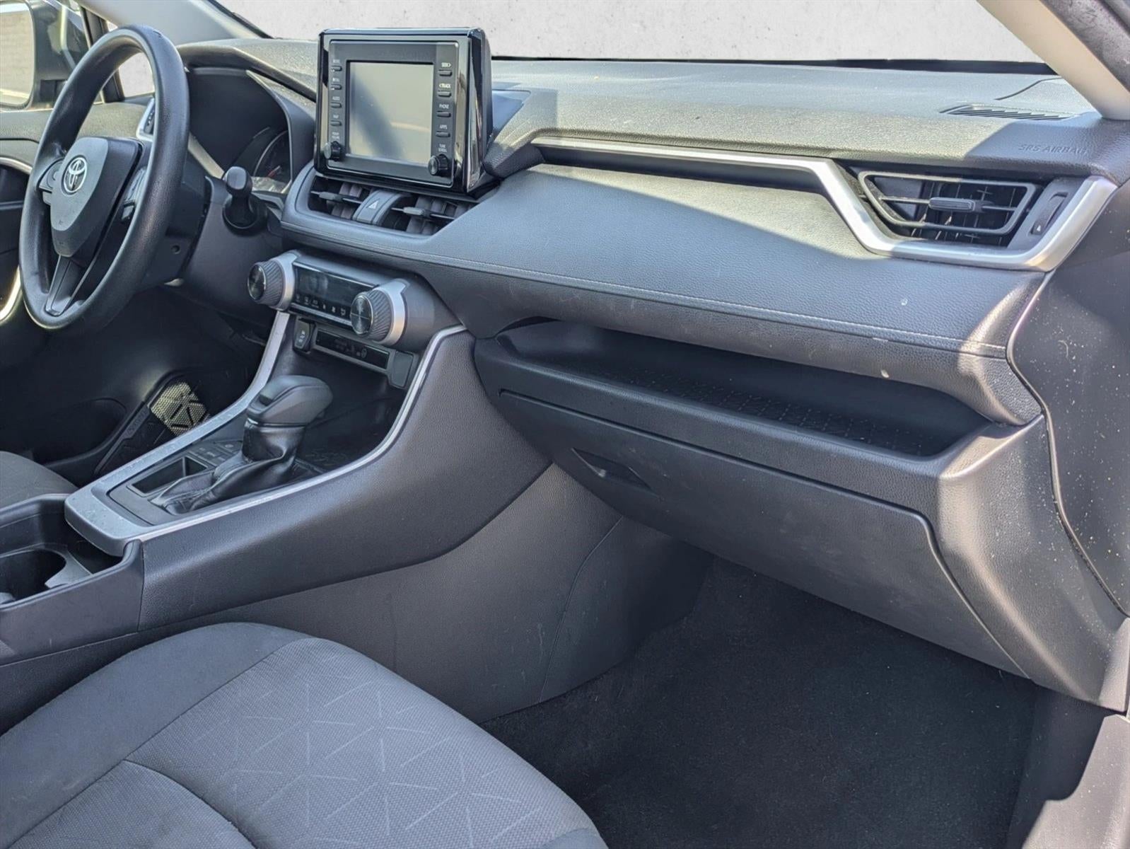 2019 Toyota RAV4 XLE FWD (GS)