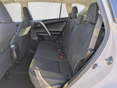 2017 Toyota RAV4 XLE FWD (GS)