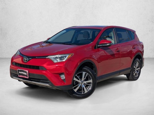 2017 Toyota RAV4 XLE FWD (GS)
