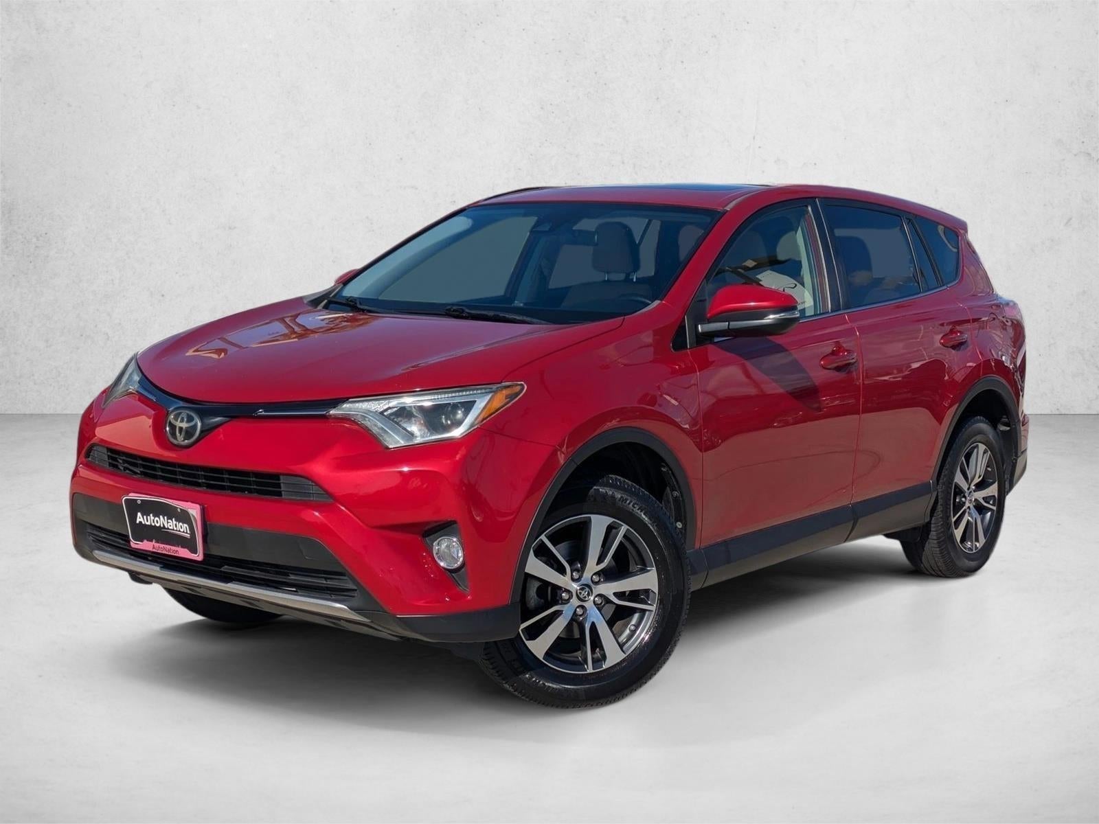 2017 Toyota RAV4 XLE FWD (GS)