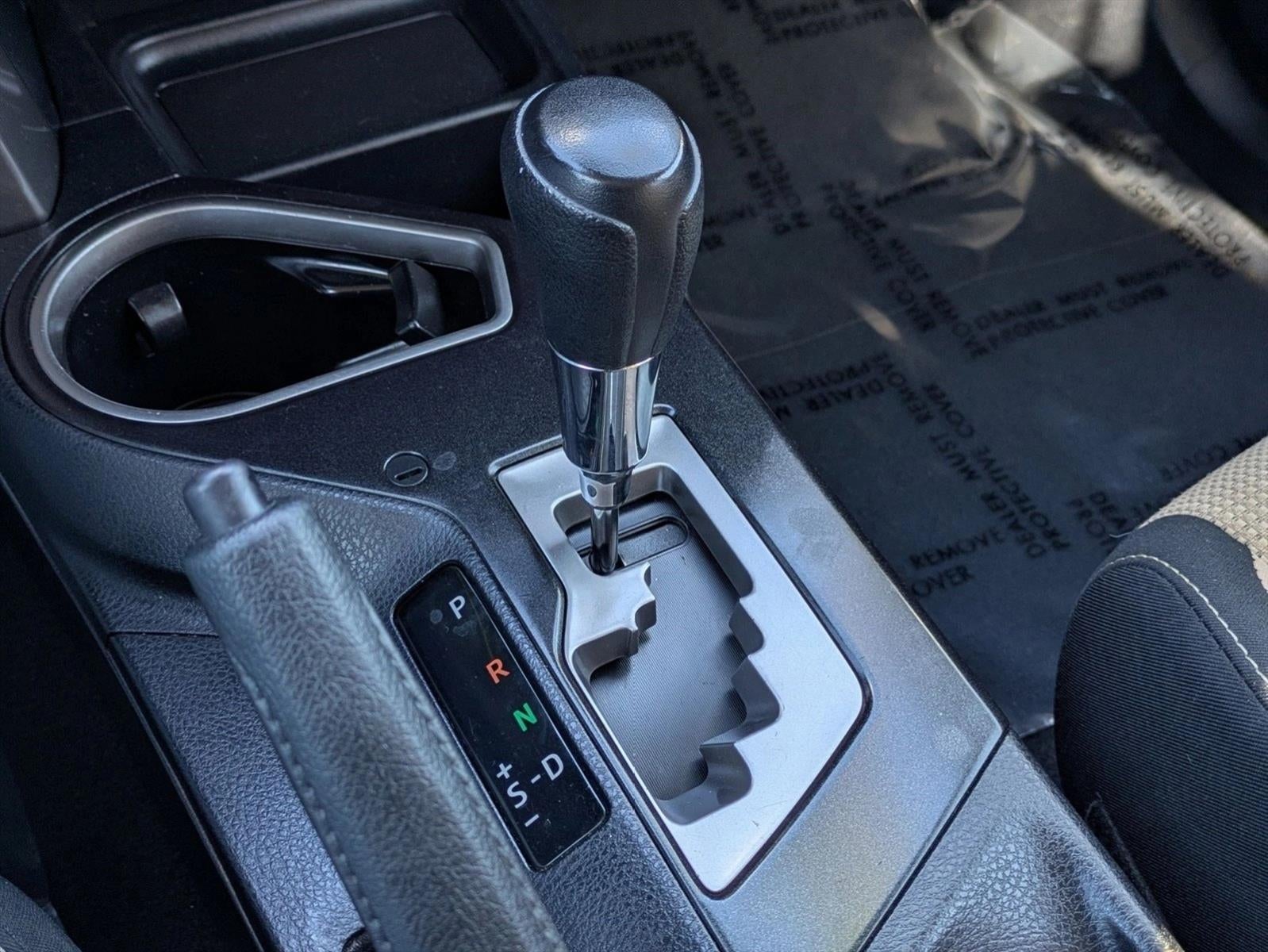 2017 Toyota RAV4 XLE FWD (GS)