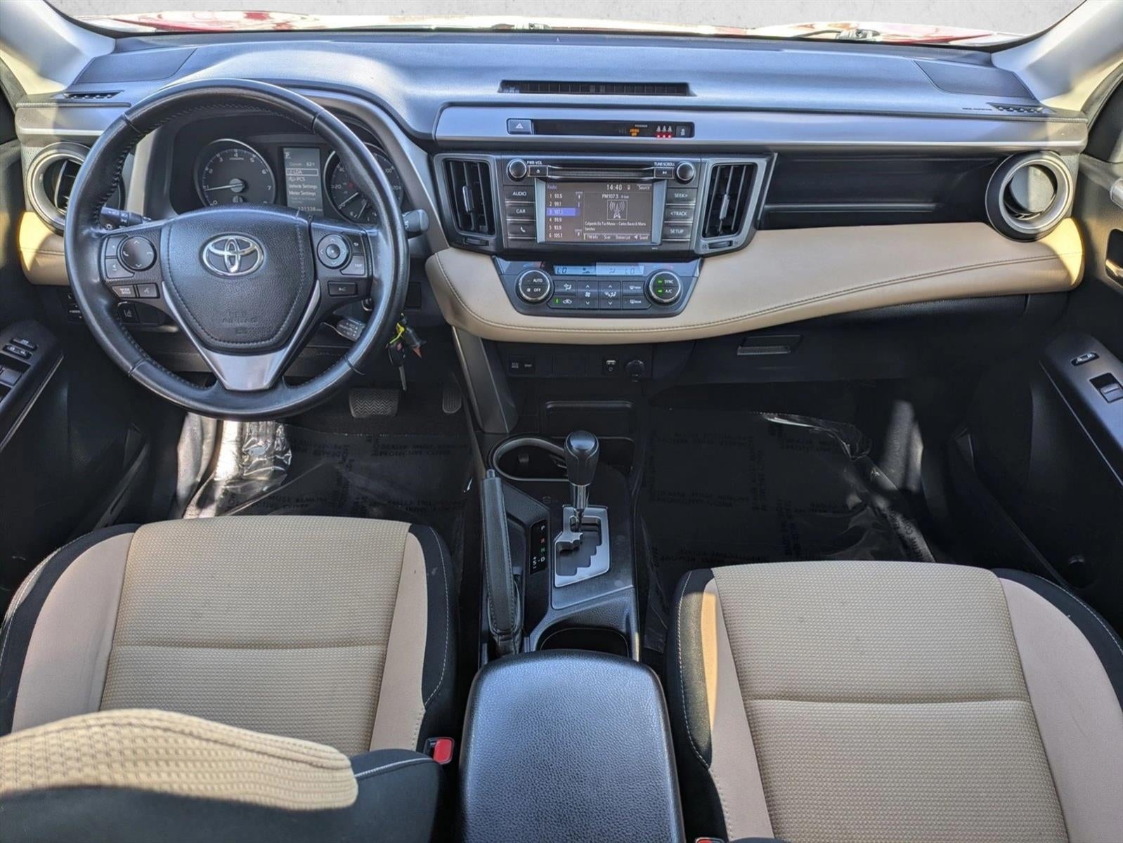 2017 Toyota RAV4 XLE FWD (GS)