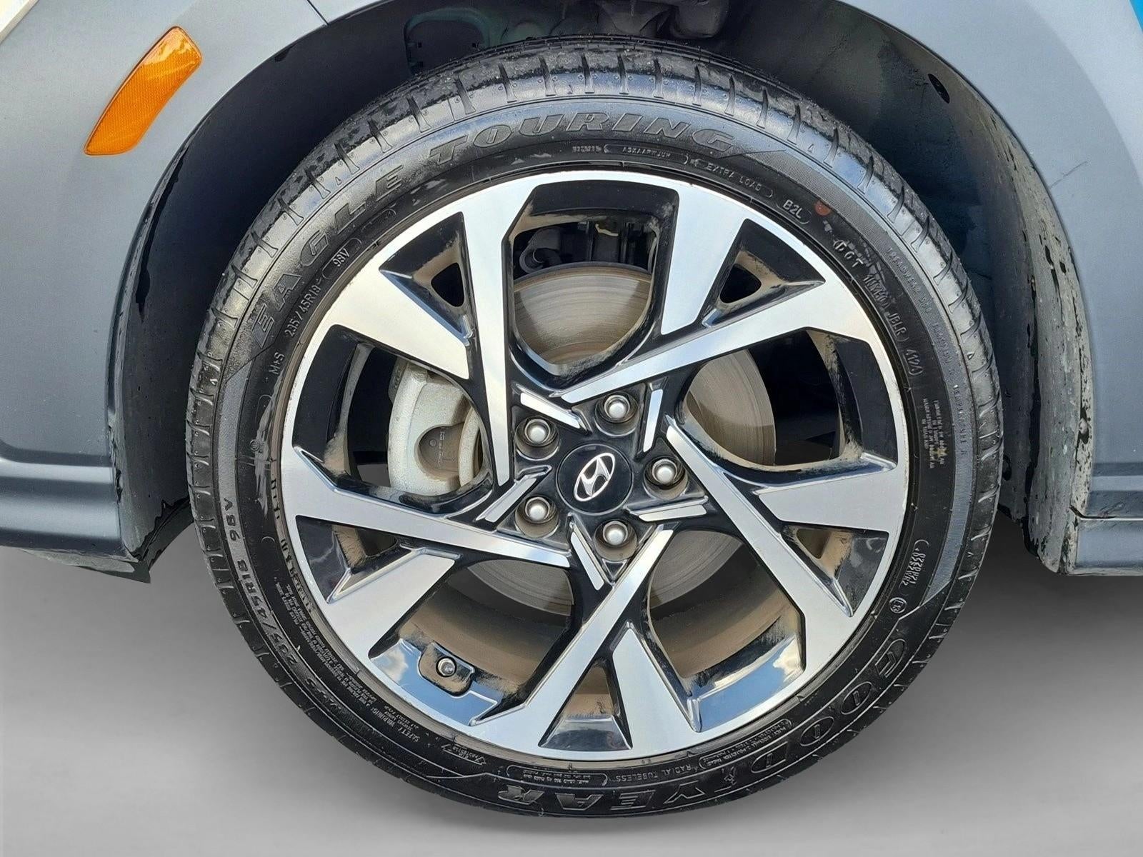 2022 Hyundai KONA Limited DCT FWD