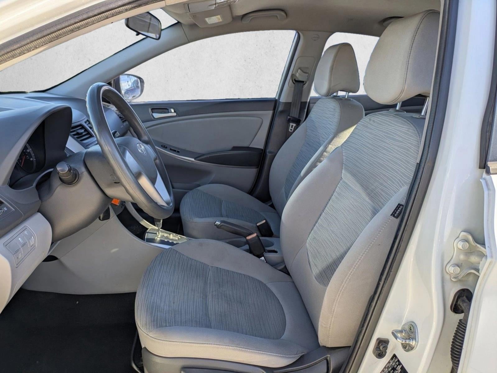 2015 Hyundai ACCENT 4dr Sdn Auto GLS