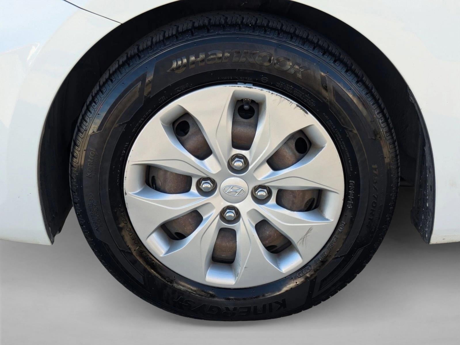 2015 Hyundai ACCENT 4dr Sdn Auto GLS