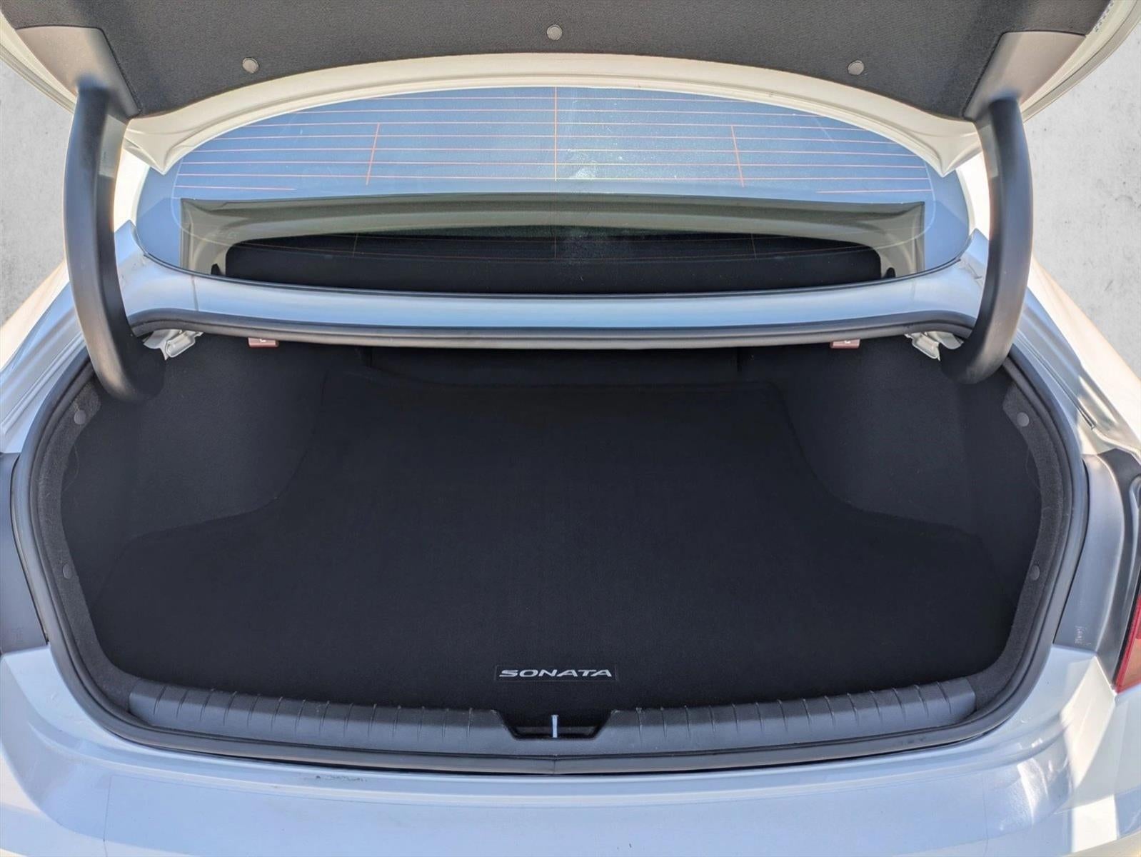 2020 Hyundai SONATA Hybrid SEL 2.0L