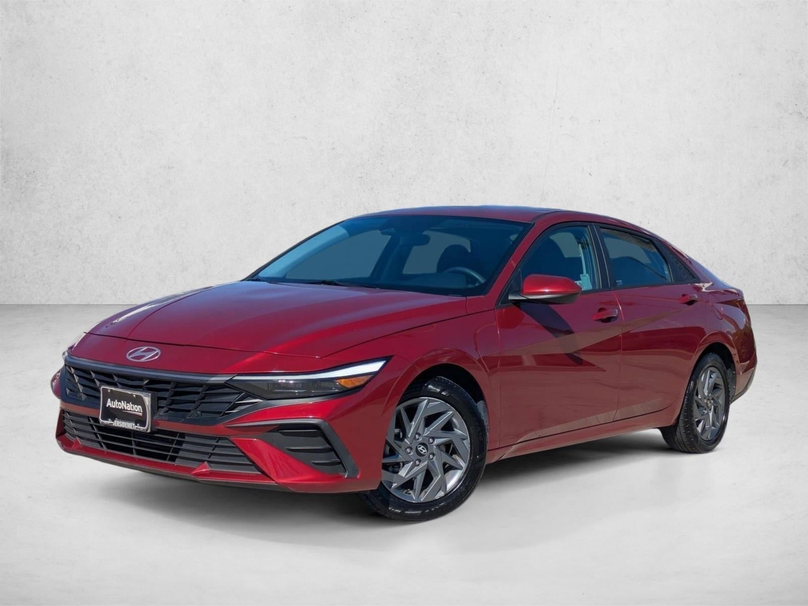 2024 Hyundai ELANTRA SEL IVT