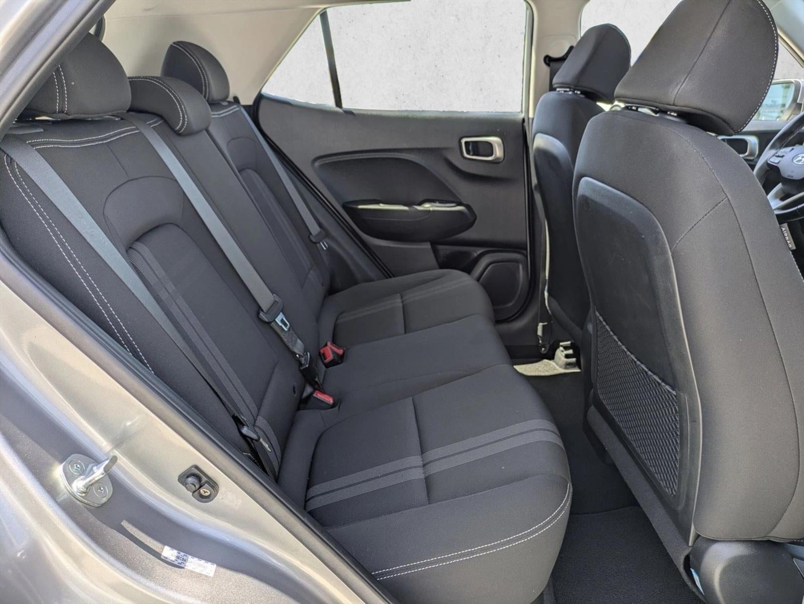 2023 Hyundai VENUE SEL IVT