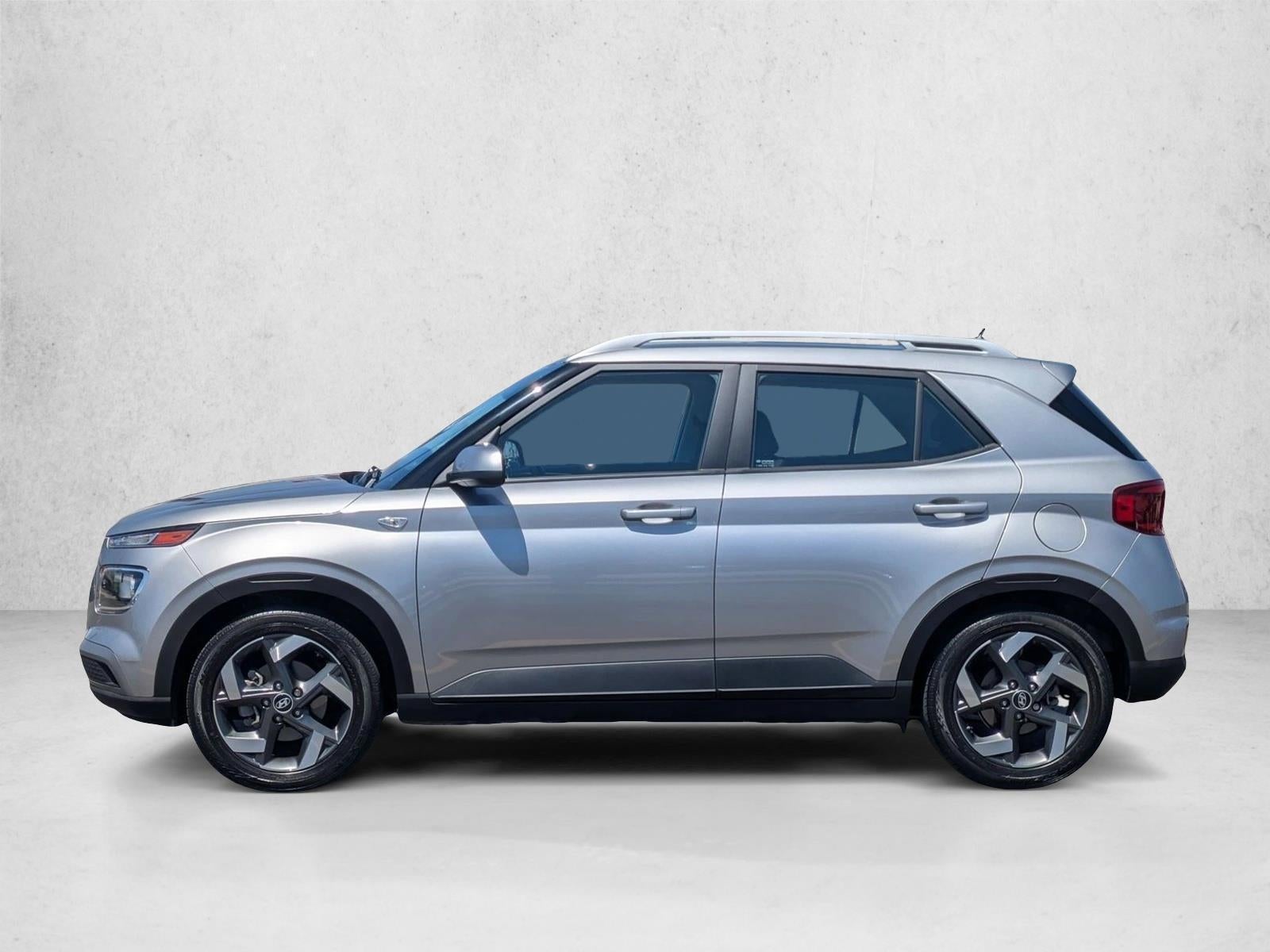 2023 Hyundai VENUE SEL IVT