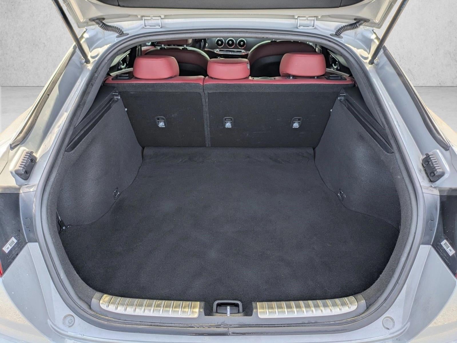 2022 Kia Stinger GT-Line RWD