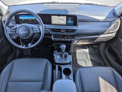 2024 Kia Seltos EX IVT FWD