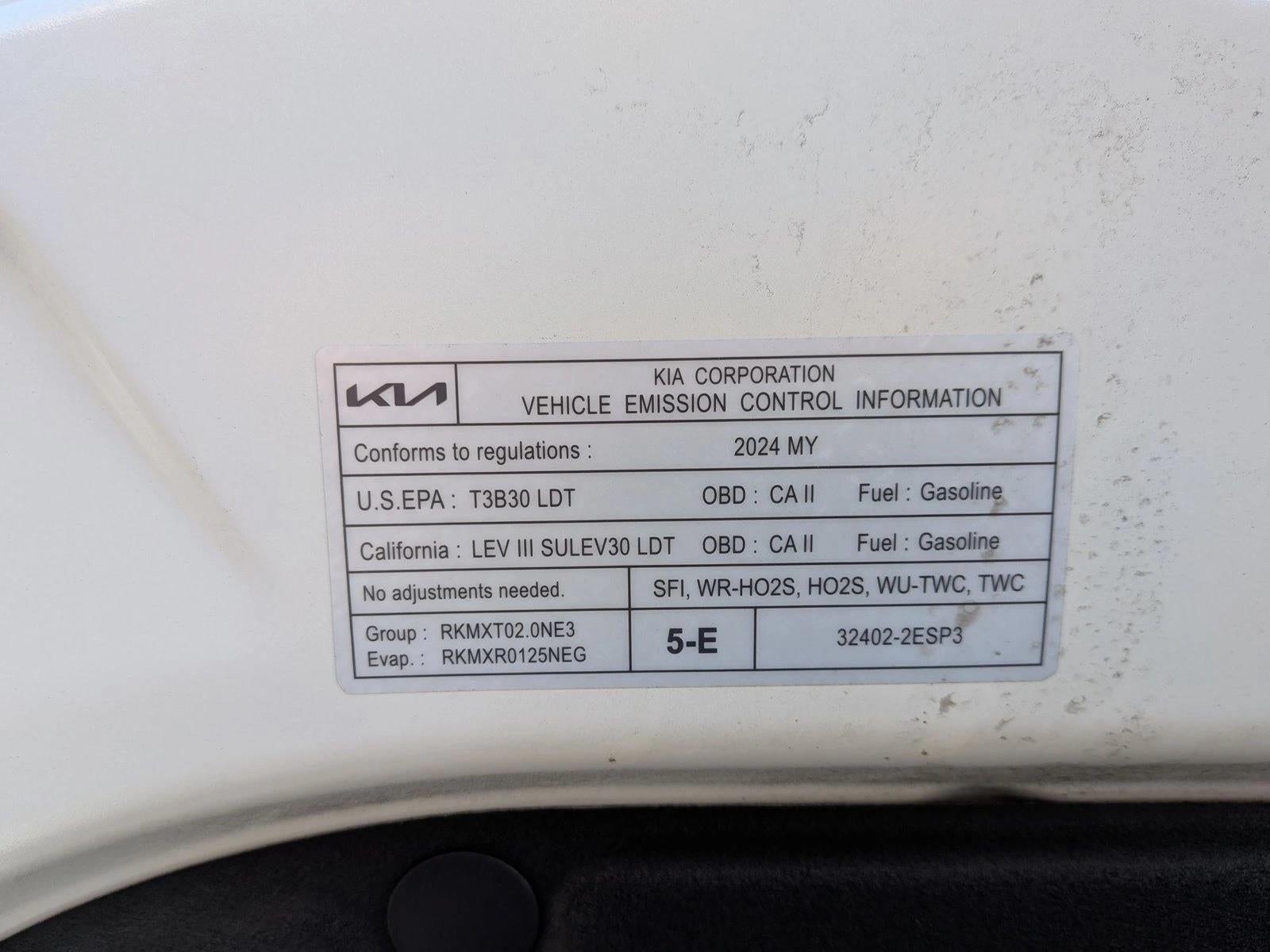 2024 Kia Seltos EX IVT FWD